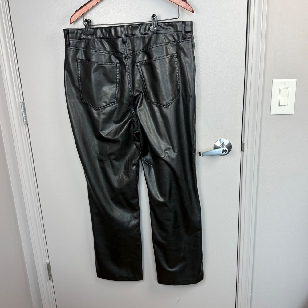 Abercrombie & Fitch 90s Ultra High Rise Straight Pants Women's 18R Black Vegan - Picture 4 of 12